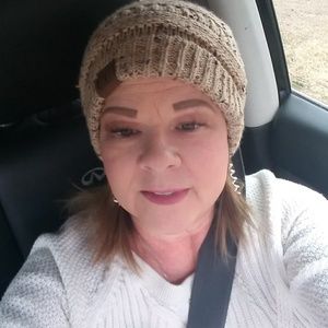 Meet your Posher, Cindy